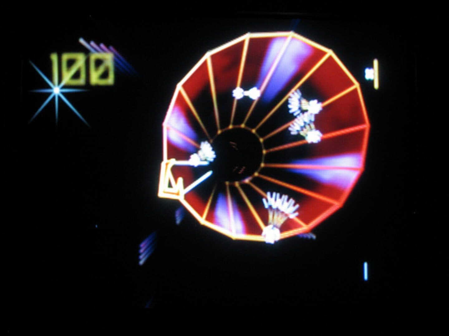 Tempest 3000 screenshot 1