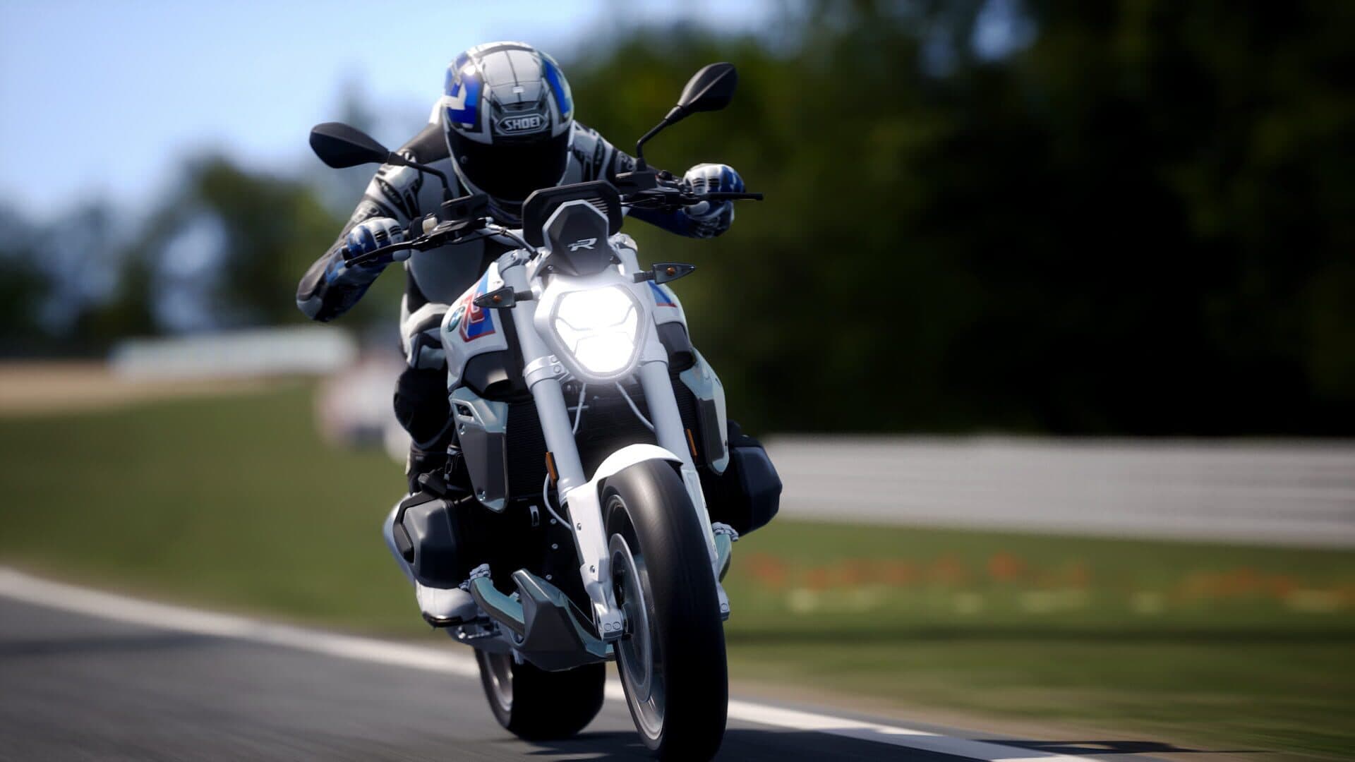 Ride 4: Street Kings screenshot 2