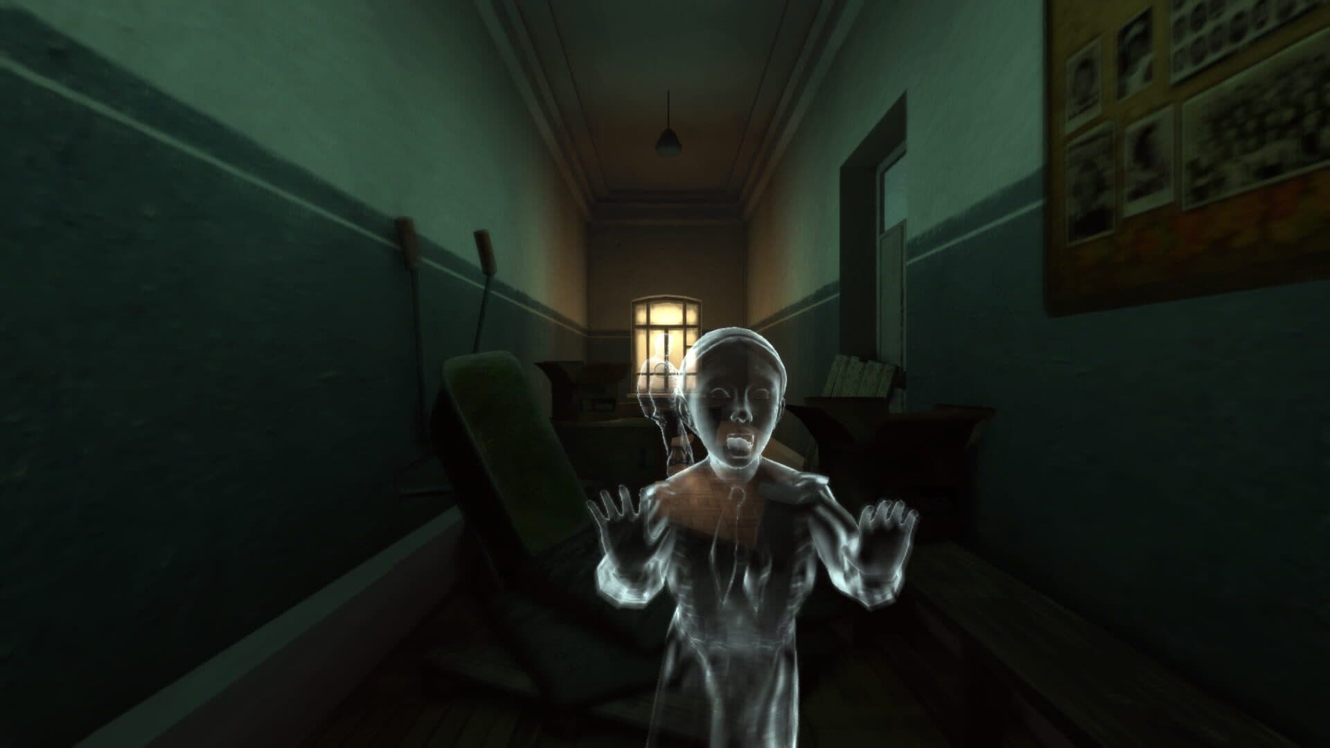 In Fear I Trust: Episode 2 - The Last Desk screenshot 6