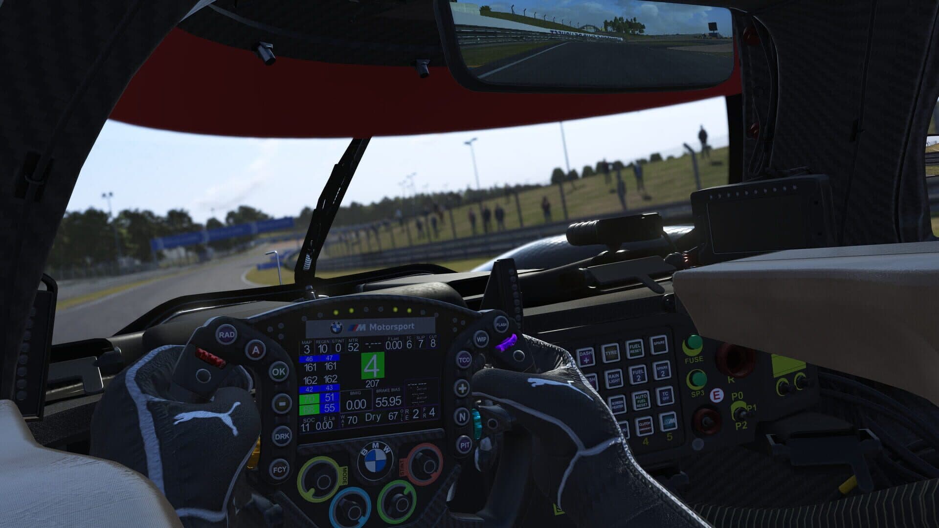 Le Mans Ultimate: BMW M Hybrid V8 screenshot 5